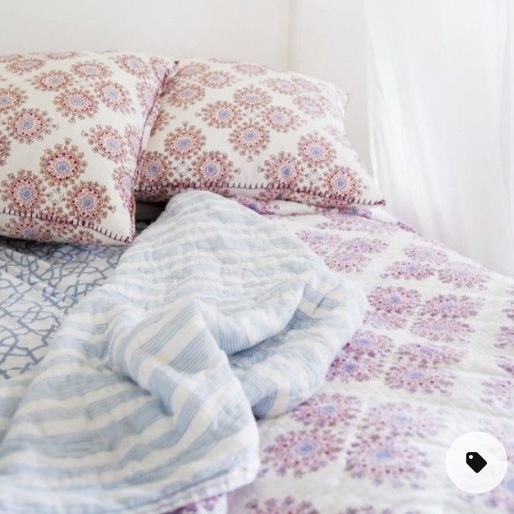 ISO any of this bedding